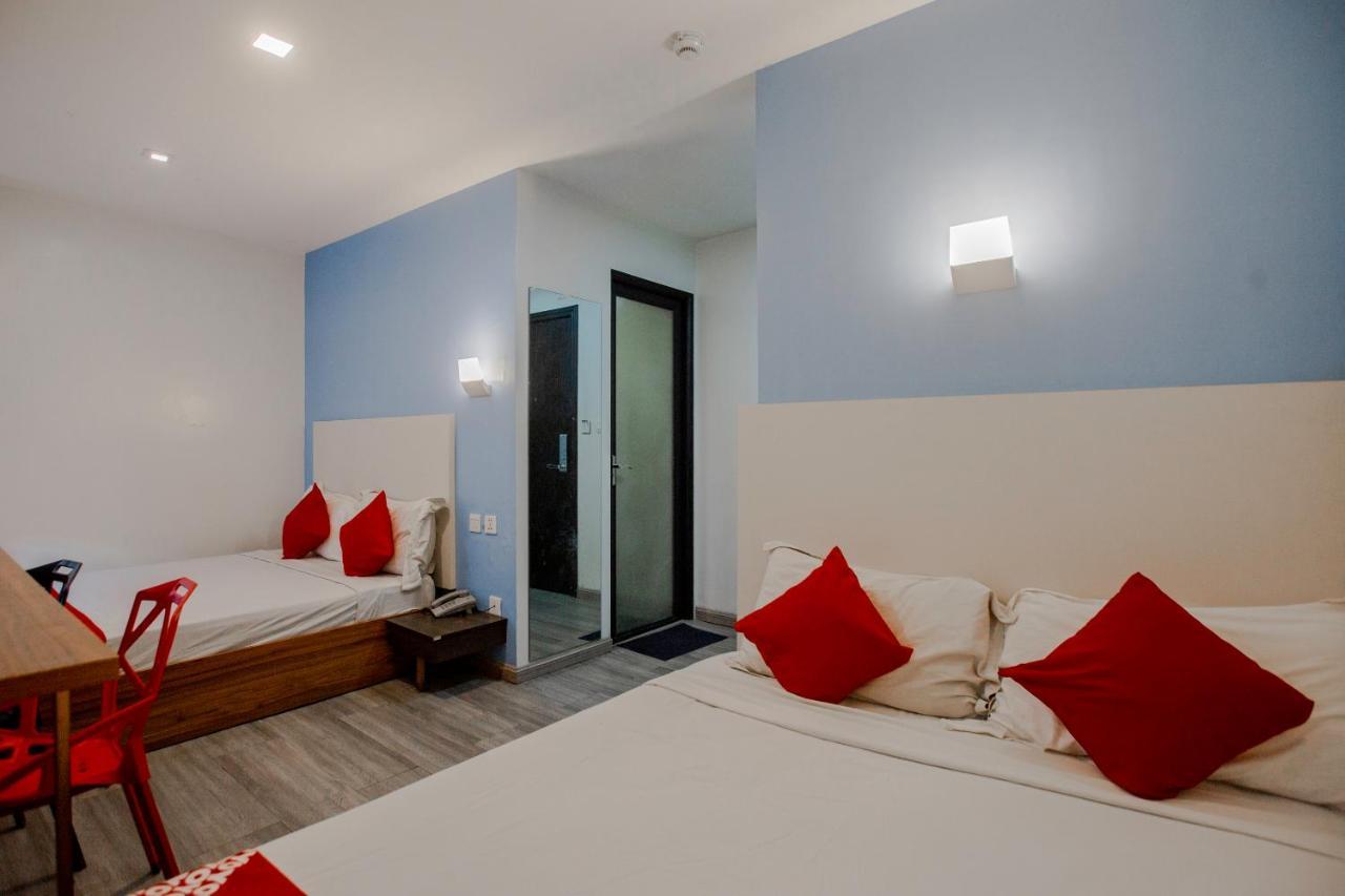 Oyo 666 Mc Hotel Fairview Quezon City Εξωτερικό φωτογραφία