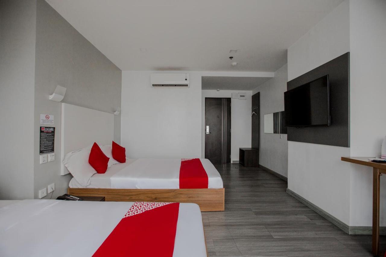 Oyo 666 Mc Hotel Fairview Μανίλα Εξωτερικό φωτογραφία