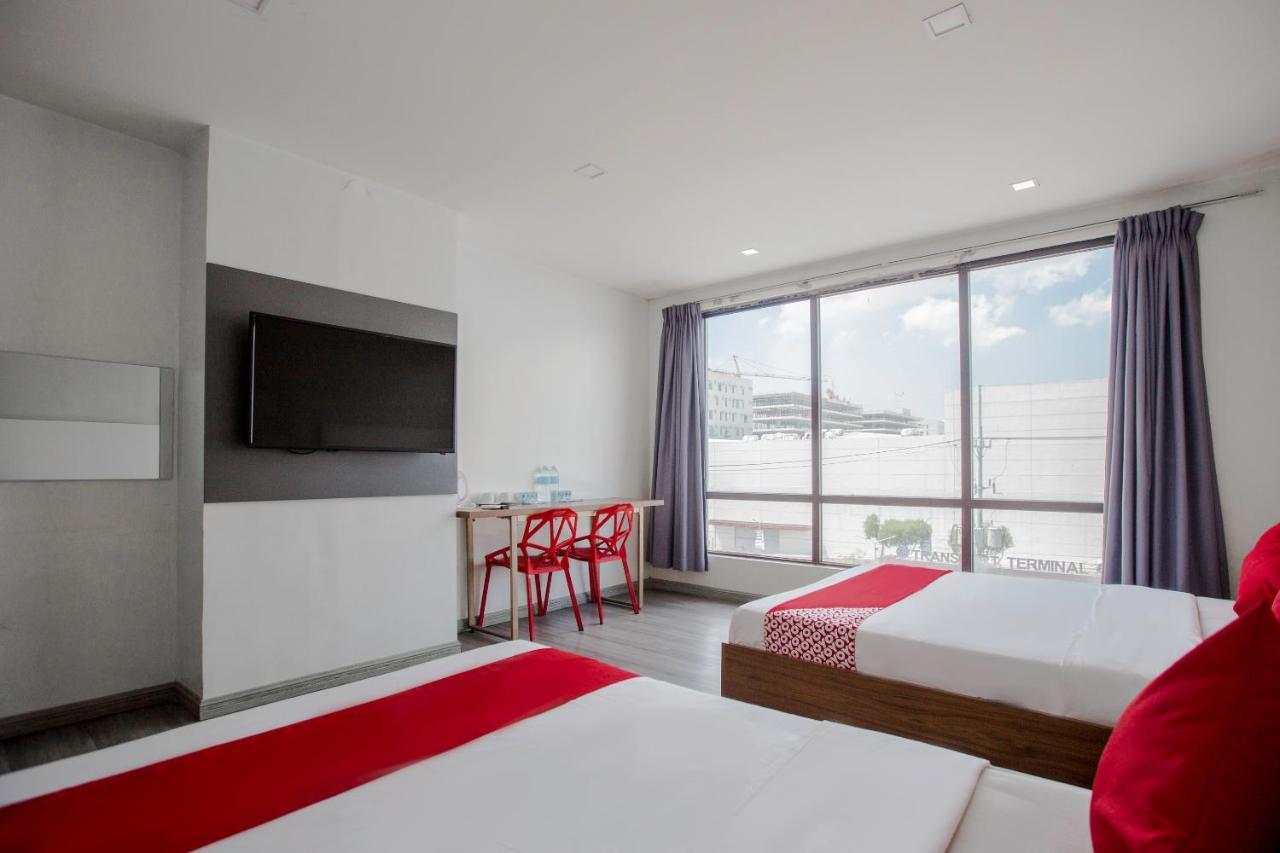 Oyo 666 Mc Hotel Fairview Quezon City Εξωτερικό φωτογραφία